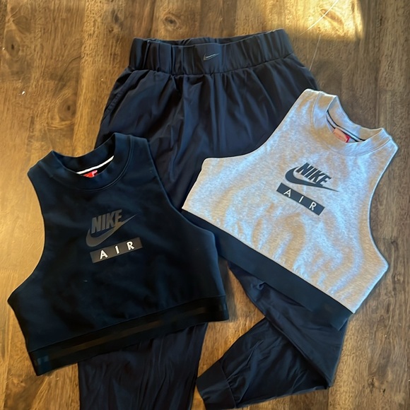 Nike Women’s Athletic Crop Top - Picture 1 of 7